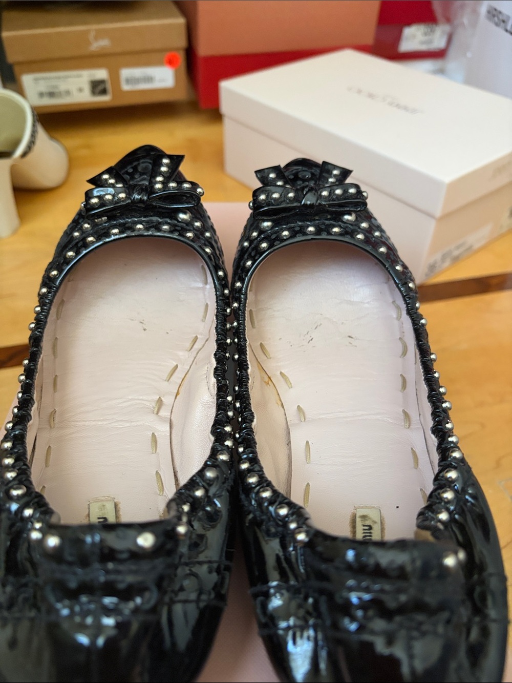 Miu Miu Black Patent Studded Bow Pointed Ballet Flats SIZE 37 - Picture 3 of 7